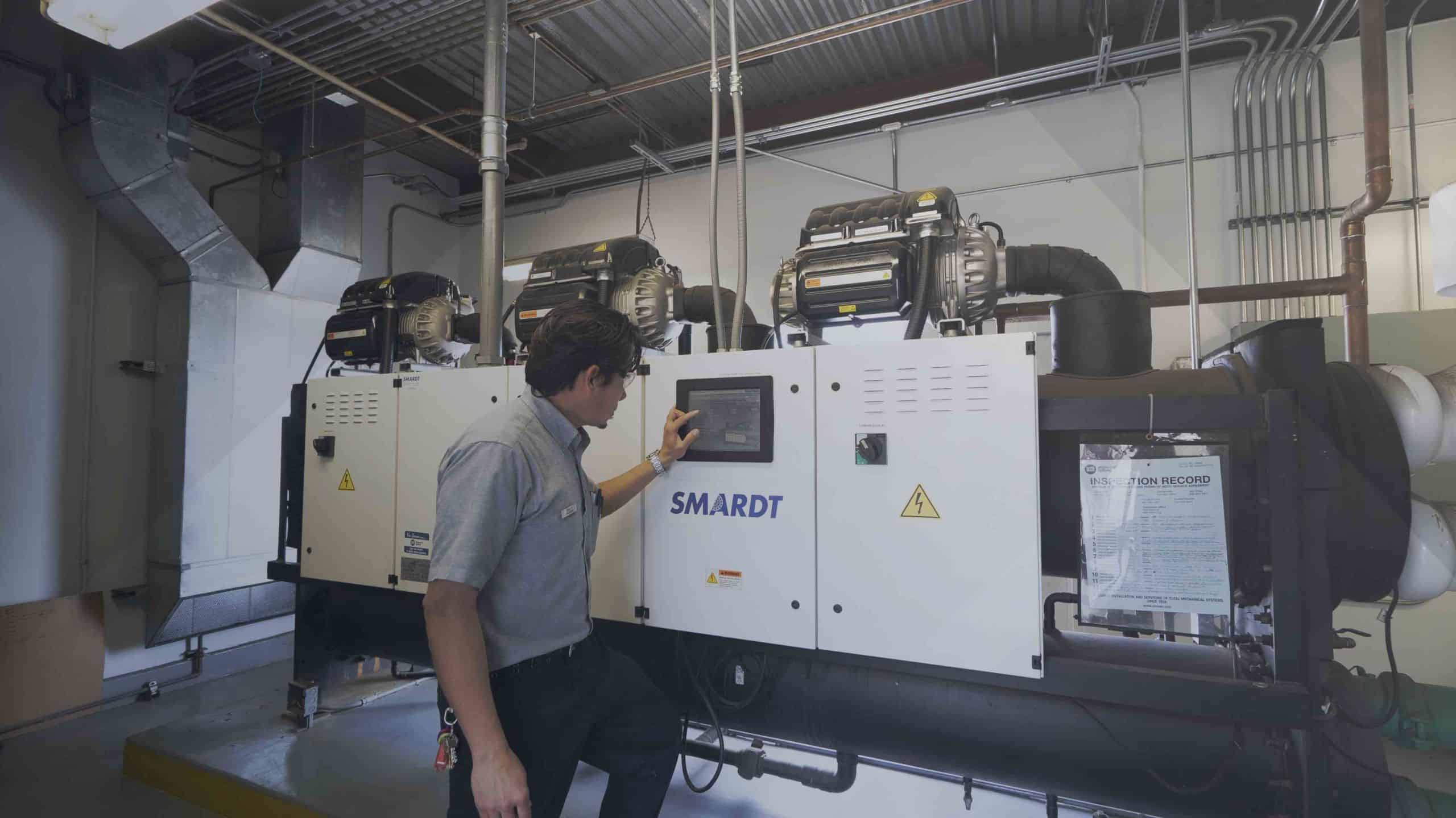 Servi-Tek technician performing a breakdown repair